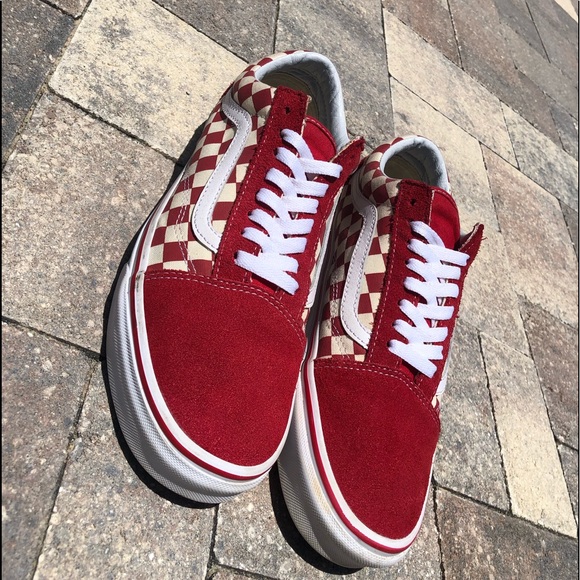 vans checkered old skool red